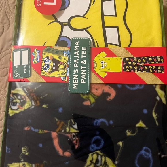 Men’s Pajamas Set - Picture 3 of 4